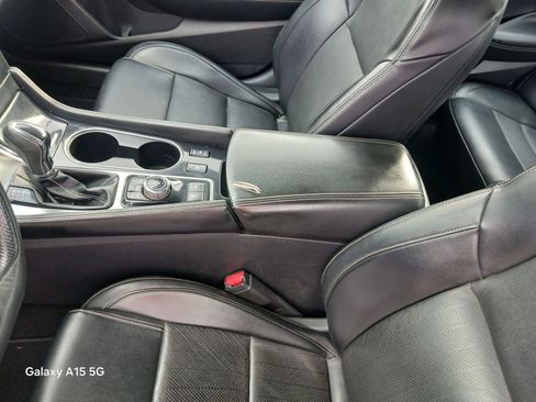 Used 2019 Nissan Maxima 3.5 SV w/ Floor Mat Group FWD image 7