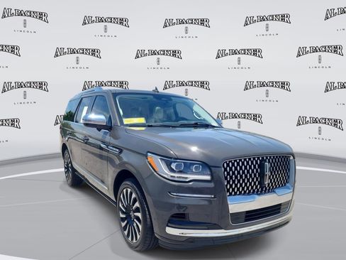 Used 2022 Lincoln Navigator Black Label AWD/4WD image 7
