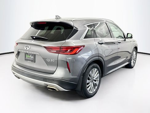 Used 2023 INFINITI QX50 Luxe FWD image 9