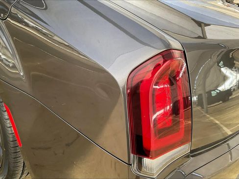 Used 2023 Chrysler 300 S image 28