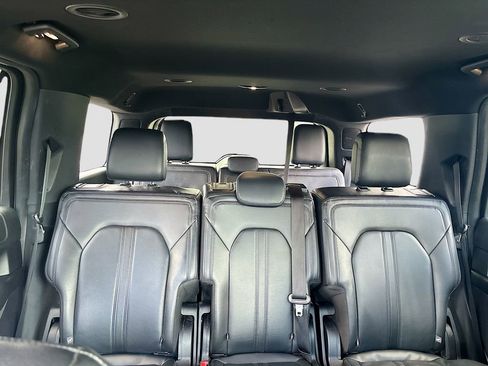 Used 2020 Ford Expedition Limited AWD/4WD image 24