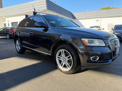 Used 2016 Audi Q5 2.0T Premium Plus w/ Technology Package AWD/4WD image 14