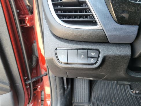 Used 2022 Kia Seltos S FWD image 22