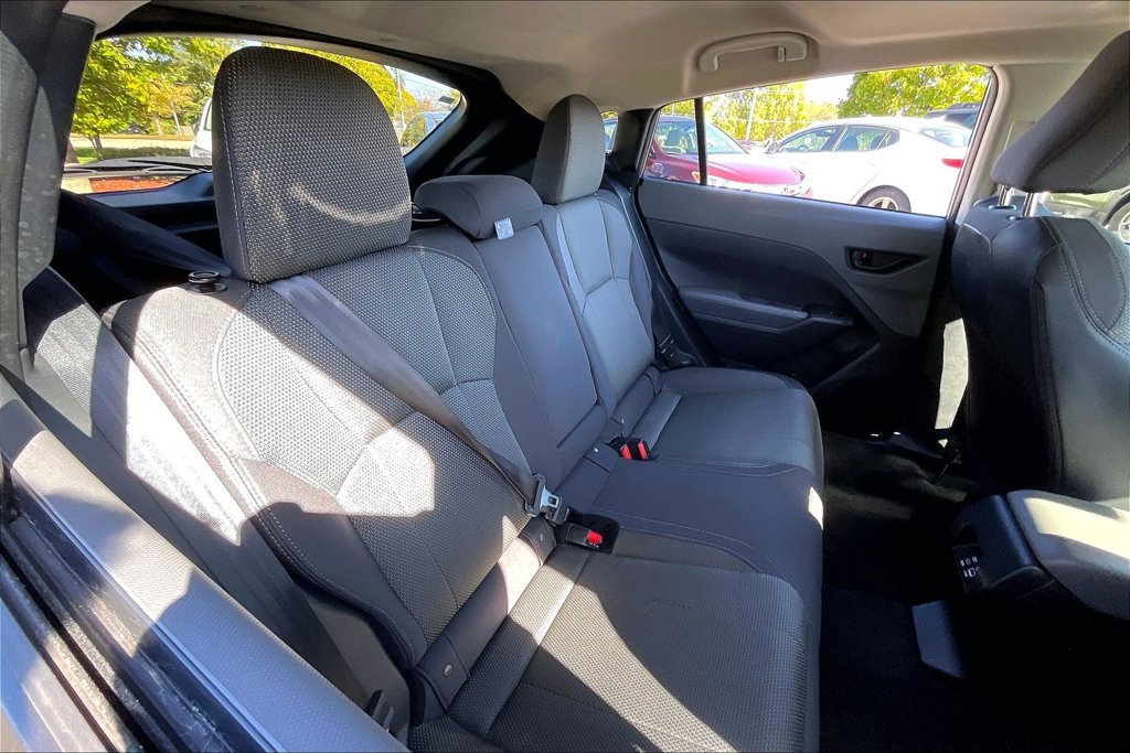 Certified 2024 Subaru Crosstrek 2.0i Premium AWD/4WD image 32