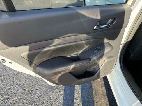 Used 2020 Nissan Altima 2.5 SR w/ Premium Package image 32