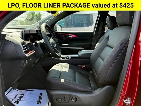 New 2026 Chevrolet Traverse Z71 w/ Driver Confidence Package AWD/4WD image 5