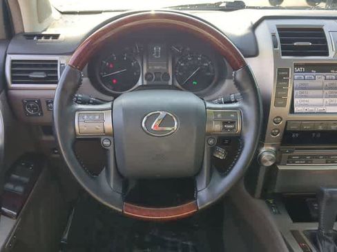 Used 2012 Lexus GX 460 w/ Comfort Plus Pkg image 23