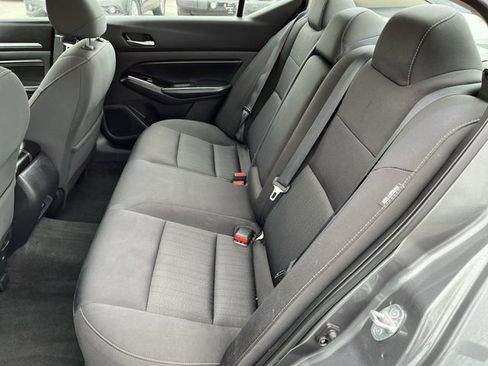 Used 2021 Nissan Altima 2.5 SV FWD image 25