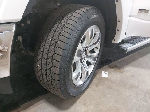 Used 2022 RAM 1500 Limited w/ Off-Road Group AWD/4WD image 32