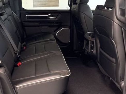 New 2026 RAM 1500 Laramie AWD/4WD image 31