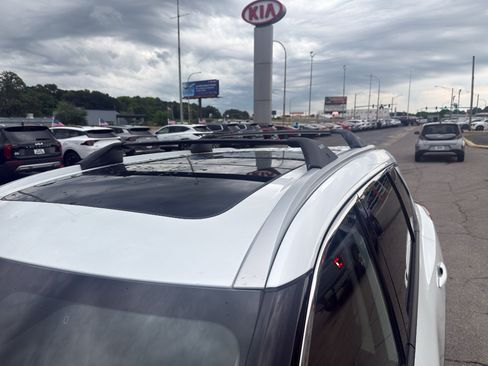 Used 2025 Nissan Rogue Platinum FWD image 13