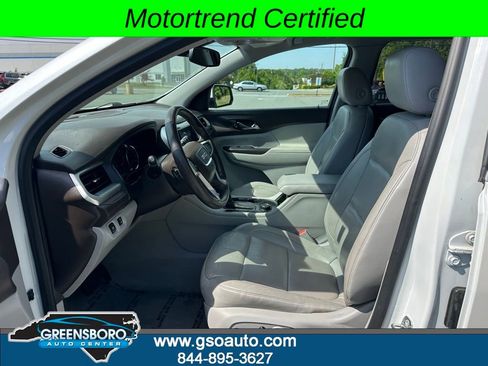Used 2018 GMC Acadia SLT FWD image 11