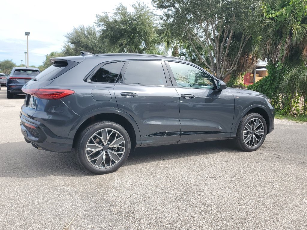 New 2026 Audi Q5 Premium Plus AWD/4WD image 3