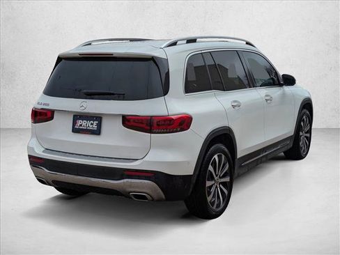 Used 2023 Mercedes-Benz GLB 250 image 5