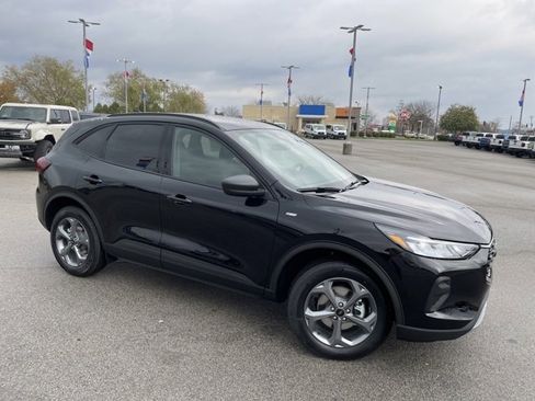 New 2026 Ford Escape ST-Line image 2