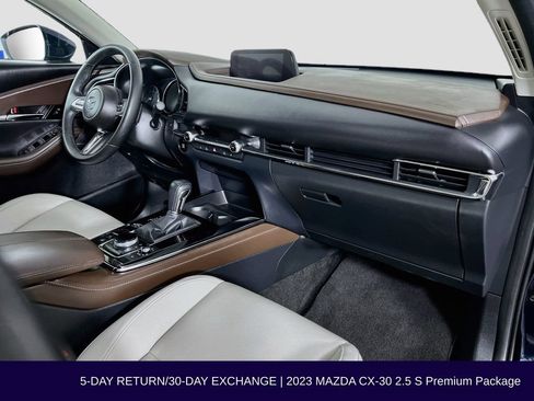 Used 2023 MAZDA CX-30 AWD 2.5 S w/ Premium Package image 35