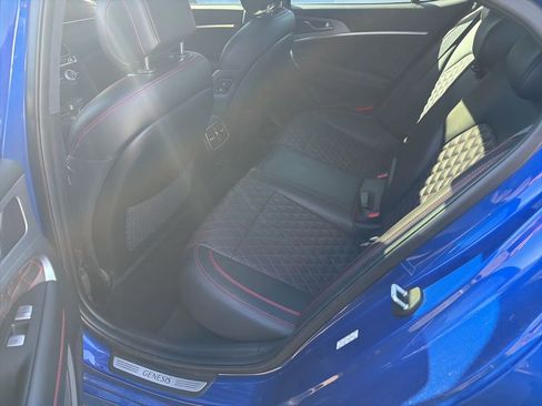 Used 2019 Genesis G70 3.3T Advanced w/ Sport Package image 10