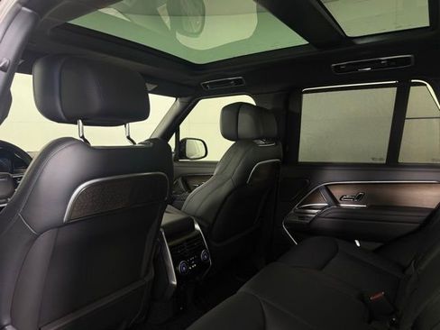 Certified 2025 Land Rover Range Rover Autobiography image 18