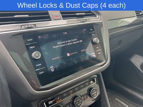 Used 2018 Volkswagen Tiguan SEL image 11