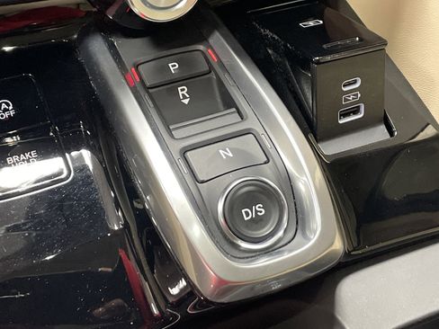 Used 2023 Acura MDX FWD w/ Technology Package image 26