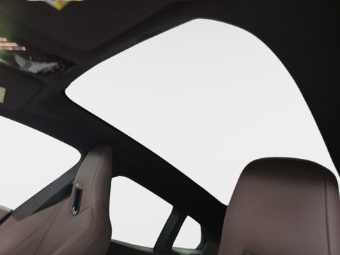 Used 2023 BMW iX xDrive50 w/ Sport Package image 29