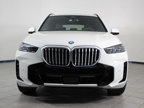 New 2026 BMW X5 xDrive50e w/ M Sport Package AWD/4WD image 6