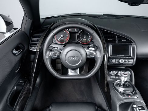 Used 2012 Audi R8 V10 AWD/4WD image 50