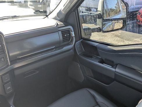 Certified 2023 Ford F450 Lariat image 16