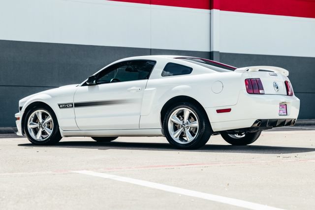 Used 2007 Ford Mustang GT Premium RWD image 3