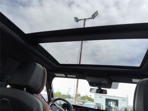 New 2026 Lincoln Navigator L Reserve AWD/4WD image 28
