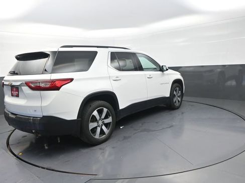 Used 2019 Chevrolet Traverse LT w/ LT Premium Package AWD/4WD image 19