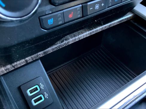 Used 2019 Ford F250 Lariat w/ Lariat Value Package image 32