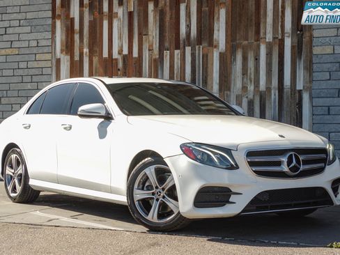 Used 2018 Mercedes-Benz E 300 4MATIC image 9