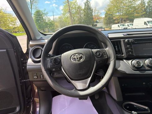 Used 2017 Toyota RAV4 LE w/ All Weather Liner Package AWD/4WD image 21