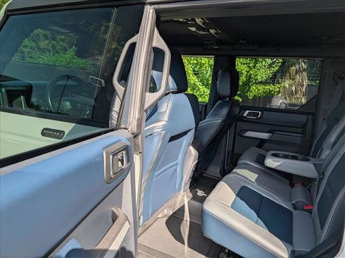 Used 2021 Ford Bronco First Edition AWD/4WD image 24