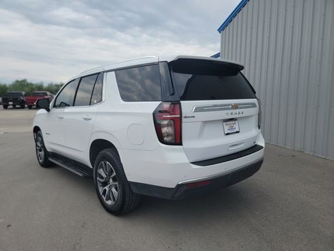 Used 2022 Chevrolet Tahoe LT w/ Luxury Package AWD/4WD image 5