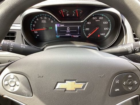 Used 2019 Chevrolet Impala LS FWD image 22