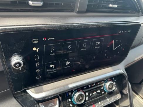 Certified 2023 GMC Sierra 1500 AT4 w/ Technology Package AWD/4WD image 2