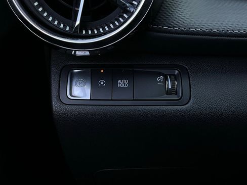 Used 2025 Chevrolet Equinox LT image 21