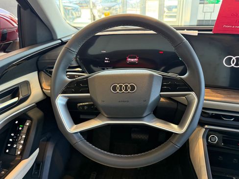 New 2025 Audi Q5 Premium image 17