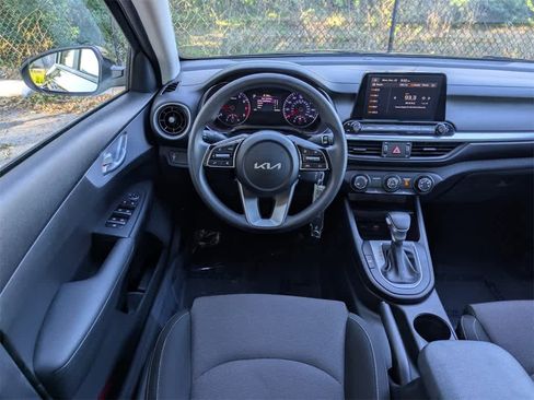 Used 2024 Kia Forte LXS image 15