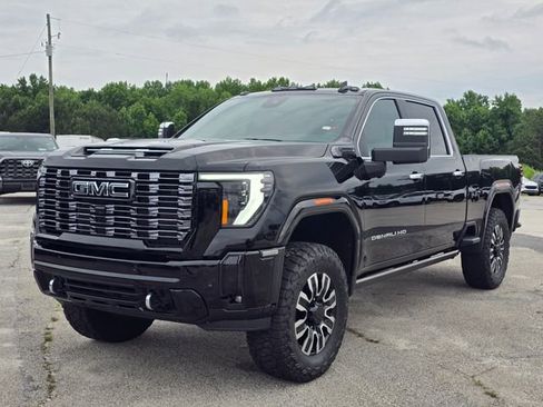 Used 2025 GMC Sierra 2500 Denali Ultimate AWD/4WD image 1