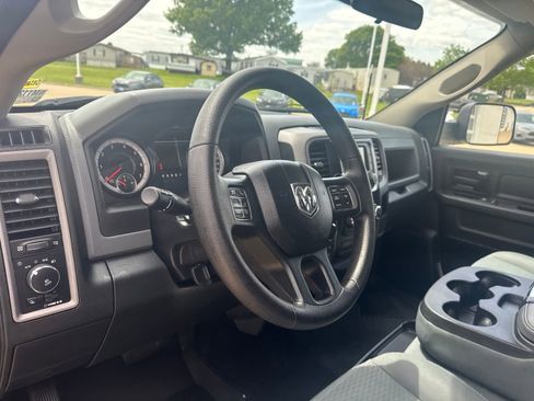 Used 2017 RAM 1500 Express w/ Black Ram 1500 Express Group AWD/4WD image 25