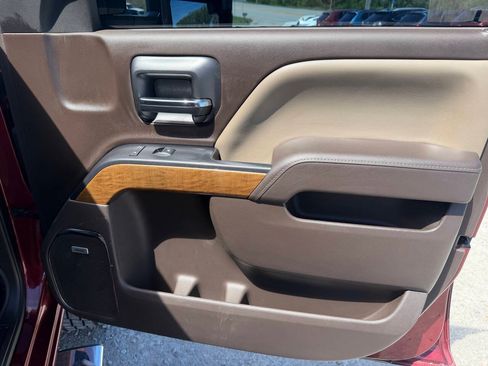 Used 2015 Chevrolet Silverado 2500 LTZ w/ Duramax Plus Package AWD/4WD image 20