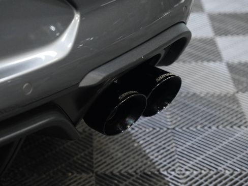 Used 2021 Ford Mustang GT RWD image 17