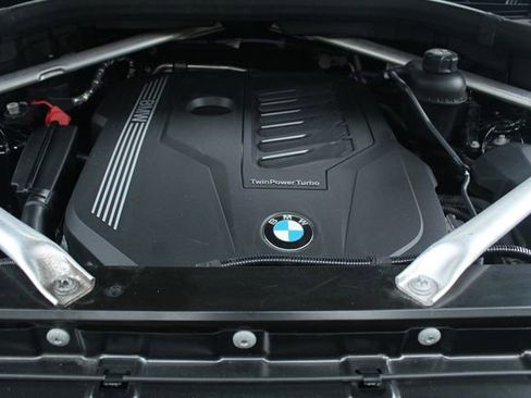 Used 2023 BMW X5 xDrive40i w/ Premium Package image 3