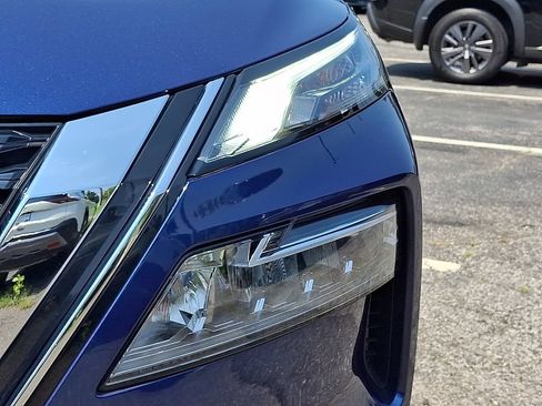 Certified 2023 Nissan Rogue SL w/ SL Premium Package AWD/4WD image 10