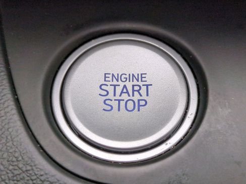 Certified 2024 Hyundai Elantra SEL image 25