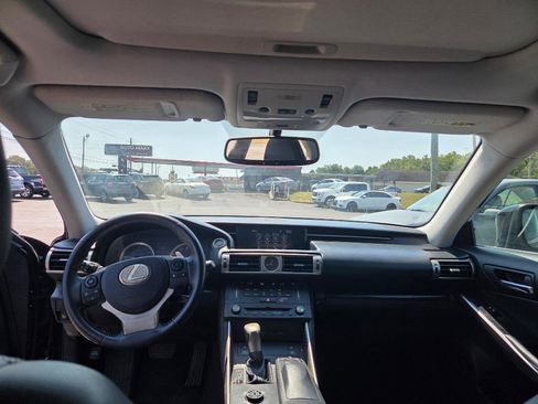 Used 2015 Lexus IS 350 image 10