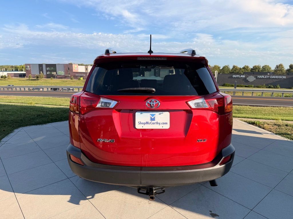 Used 2015 Toyota RAV4 XLE FWD image 8